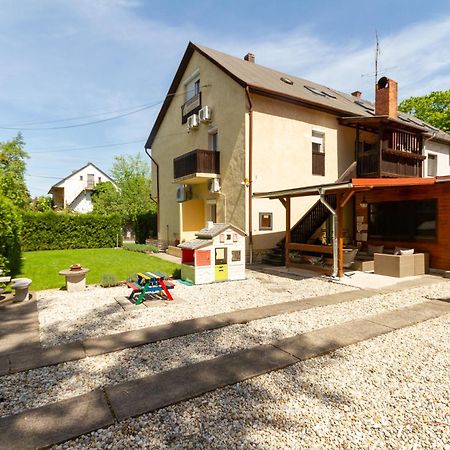Kincso Vendeghaz Siofok By Newave Apartments Zewnętrze zdjęcie